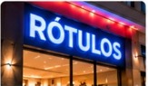 Rótulos luminosos y sin luz